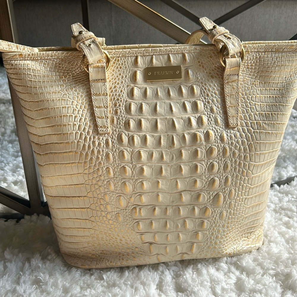 Beautiful Cream and gold shoulder Brahmin handbag.